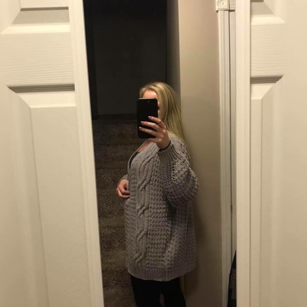 Soft, oversize fit sweater